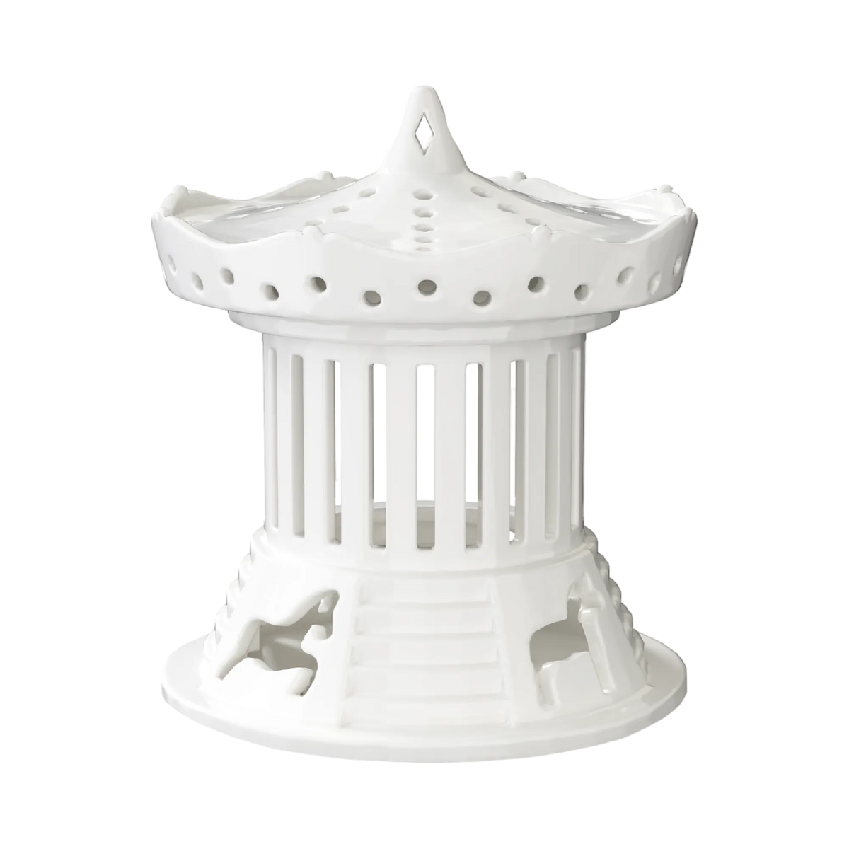 Tivoli x Kähler Urbania lyshus inspireret af Dyrekarusellen i Tivoli. Det hvide keramiske lyshus er udformet som en klassisk karusel med udskårne heste, søjler og dekorative detaljer.