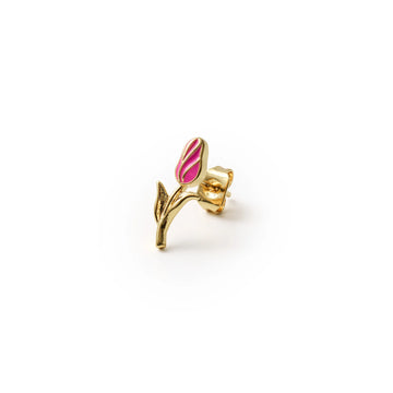 Tulipan ørestik i forgyldt messing med pink emaljedetaljer og dekorative blade inspireret af forårsblomster.
